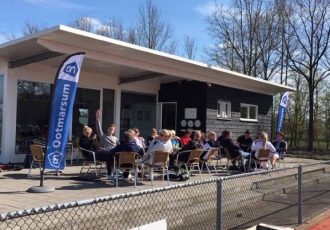 Tennisclub Ootmarsum opent seizoen onder een stralende lentezon