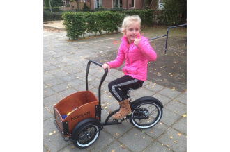 Siepelaardigheden: Heel blij met deze bakfiets