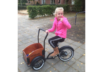 Siepelaardigheden: Heel blij met deze bakfiets