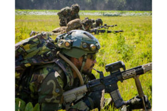 Militaire oefening tussen Denekamp en Oldenzaal