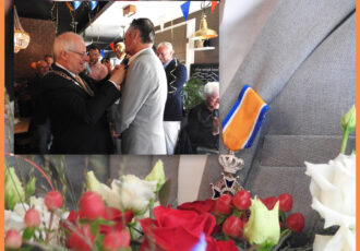 Paul Sijtsma na onthulling vredesduif benoemd tot Lid in de Orde van Oranje Nassau