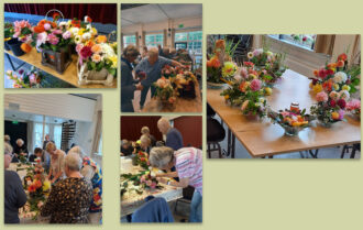 Dahlia’s zorgen voor een fleurige Samenkomstwoensdag