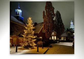Kerst tussen twee kerktorens