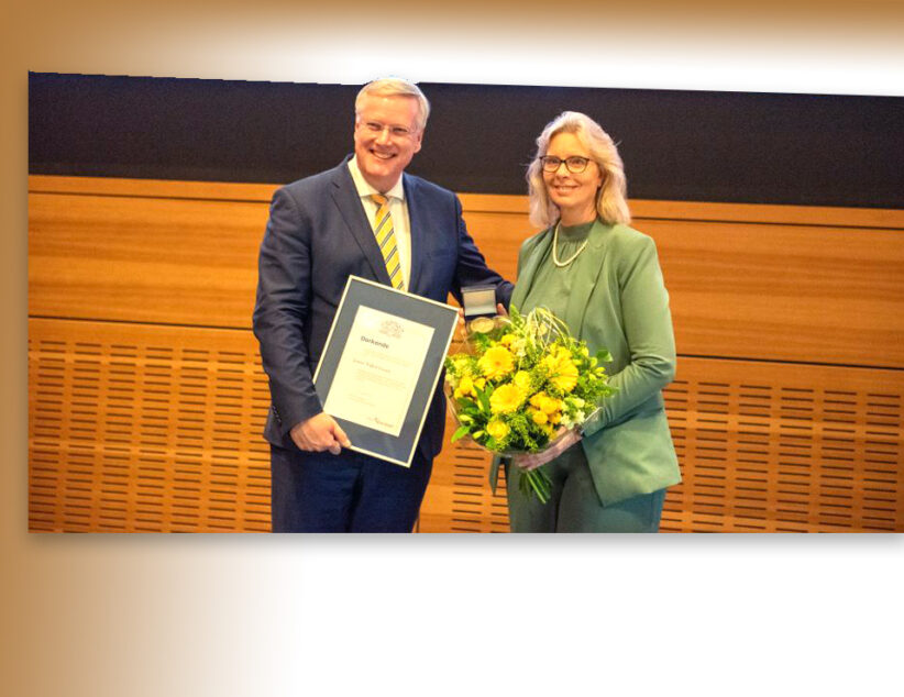 Bronzen erepenning voor Jeanet Nijhof