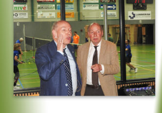 Anker en Anker en doorpakker Luuk op sponsoravond Lammerink Set-Up ‘65