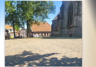 Parkeren op het Kerkplein tijdens vieringen