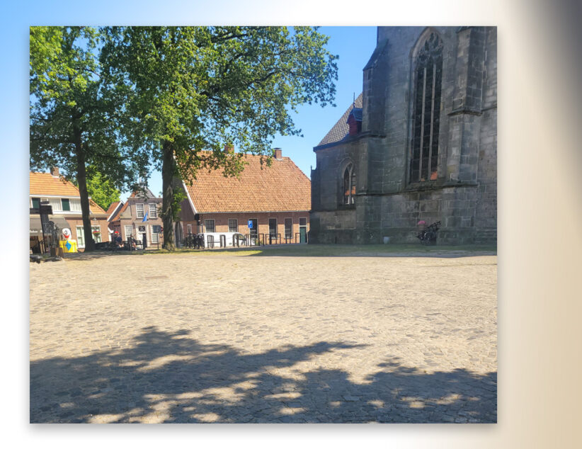 Parkeren op het Kerkplein tijdens vieringen