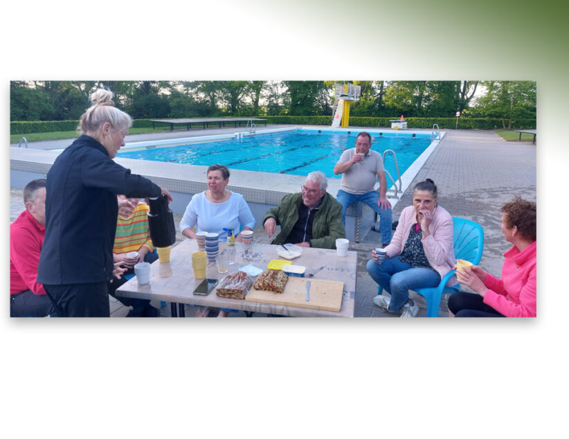 Groentebroertje Toon duikt ‘onder’ in zwembad de Kuiperberg