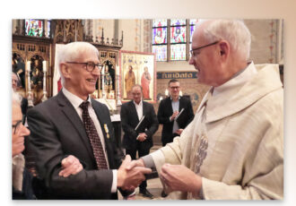 Fons Olde Dubbelink 65 jaar lid Herenkoor