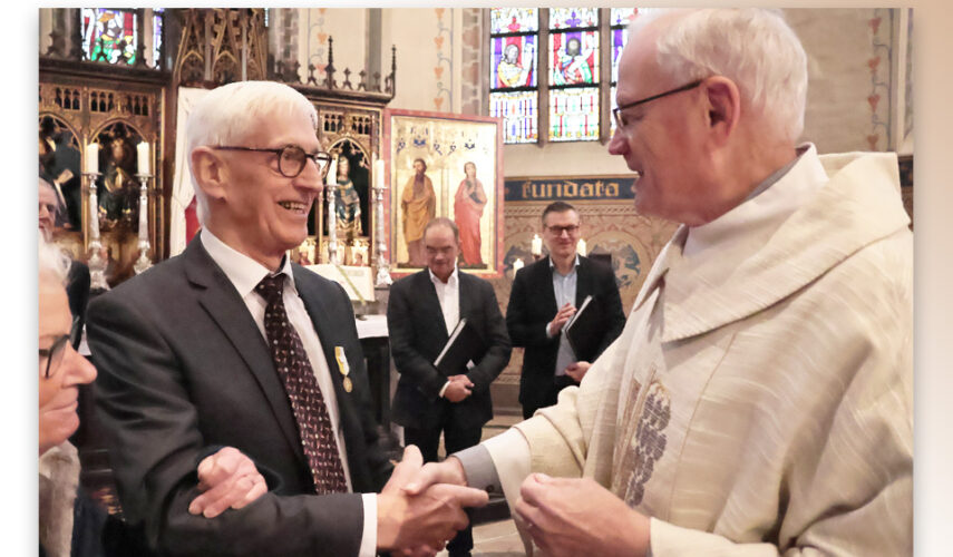 Fons Olde Dubbelink 65 jaar lid Herenkoor