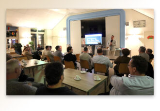  Ruim 30 MANS leden worden bijgepraat over Artificial Intelligence (AI)