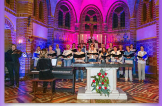 Themakoor Lattrop viert 40-jarig jubileum met feestelijk Top2000-kerstconcert