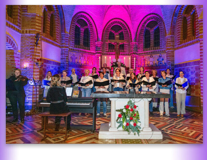 Themakoor Lattrop viert 40-jarig jubileum met feestelijk Top2000-kerstconcert