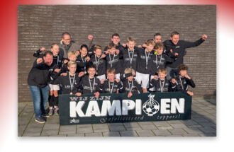 KOSC JO13-1 als kampioen naar de hoofdklasse