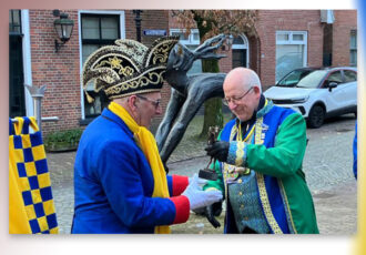 Oud prins Harry Noordink ‘winnaar’ carnavalsbok