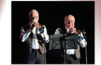 Eerbetoon aan prins Bas