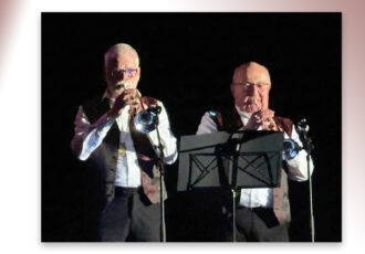 Eerbetoon aan prins Bas