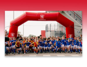 Bijna 50 kinderen van TVC ’28 met de touringcar naar de 1e editie van de Kidsrun