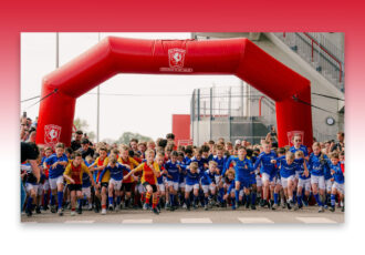 Bijna 50 kinderen van TVC ’28 met de touringcar naar de 1e editie van de Kidsrun