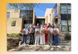 Twaalf inwoners uit de gemeente Tubbergen in het zonnetje tijdens Lintjesregen 2026