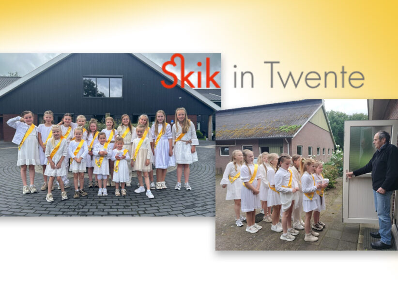 Pinksterbruidjes zingen voor ‘Skik in Twente’