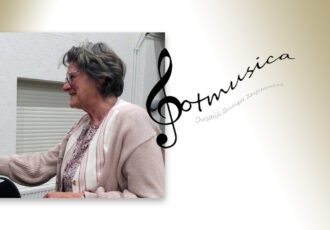 Carla Nijhuis gouden jubilaris Ootmusica