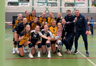 Lammerink Set-Up ’65 dames 1 komt goed uit het bekertoernooi